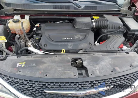 2017 Chrysler Pacifica Limited из США, поврежденный, VIN 2C4RC1GG8HR703435